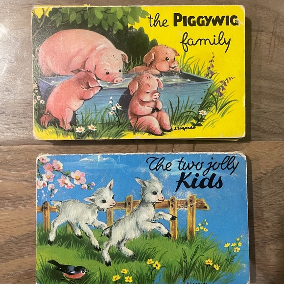 Vintage Set of 2 Pop-Up Children's Books: Pigs and Goats - Picture 1 of 11